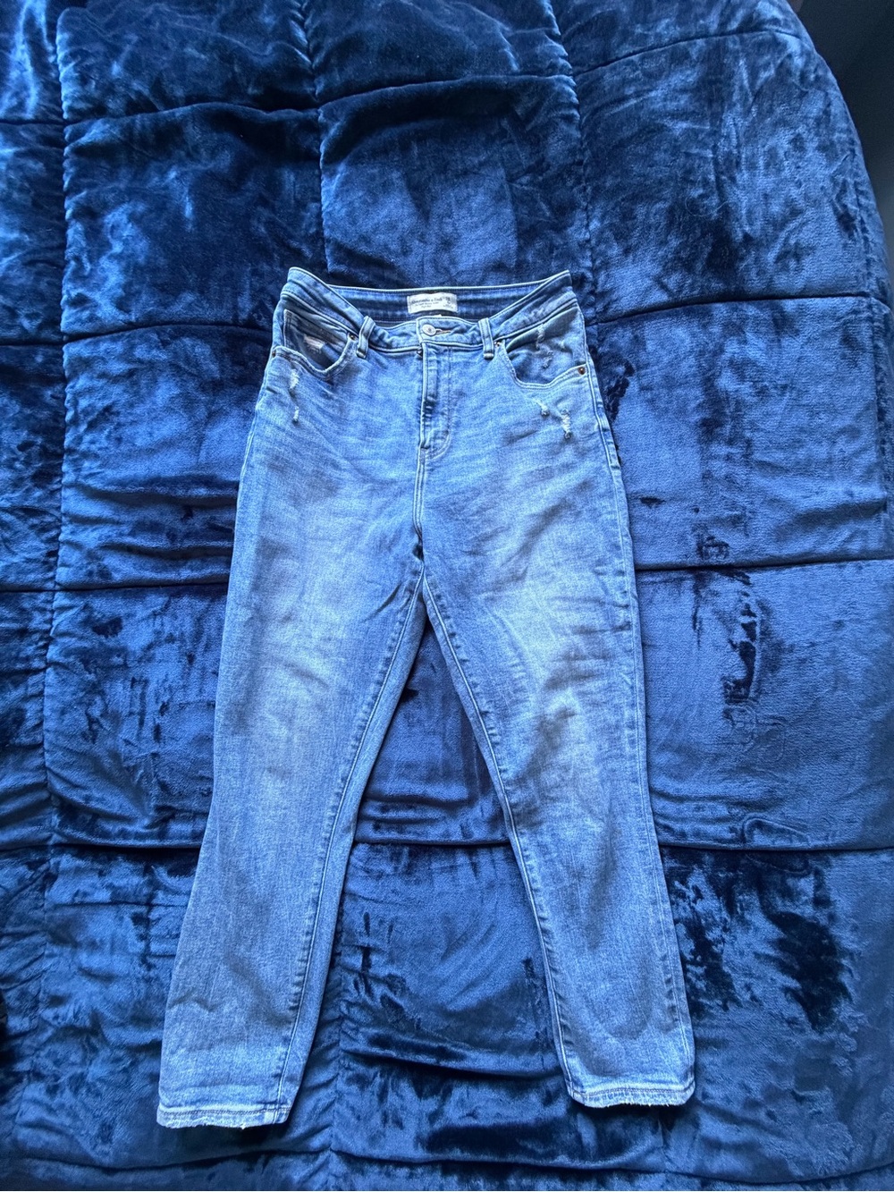 Abercrombie & Fitch High-Rise SkinnyJeans in Light Blue Denim